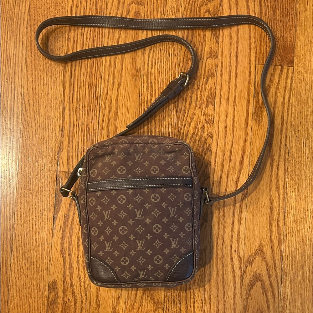 Louis Vuitton Monogram Brown Men's Messenger Bag